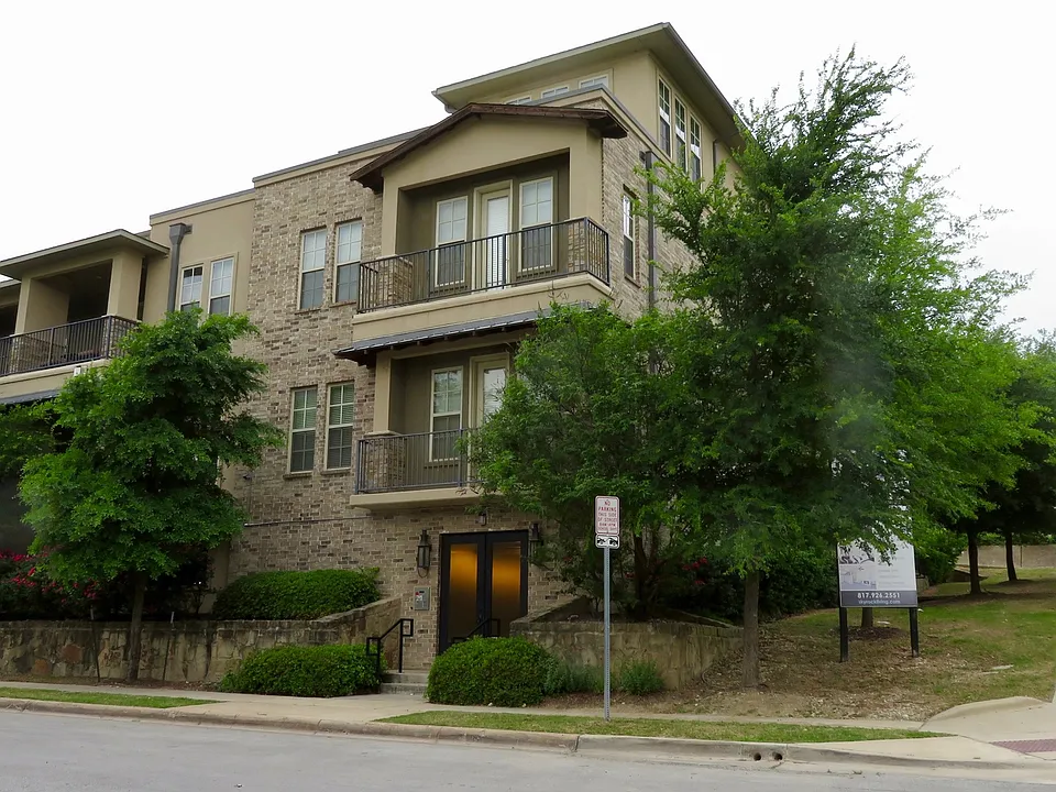 2800 Sandage Ave #203