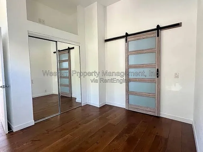 721B Clubhouse Dr — Photo 6