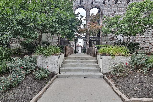 1st image of 5019 Walnut St APT C