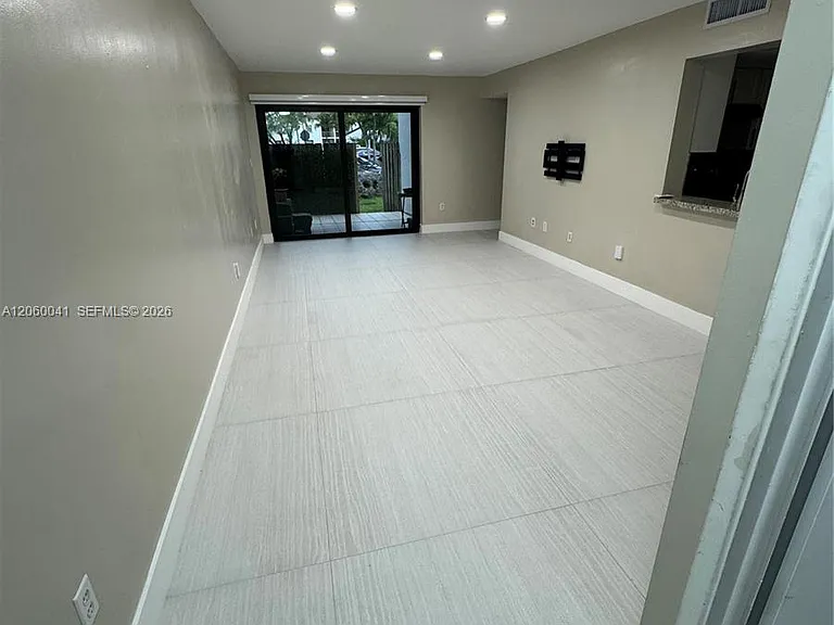 9405 Fontainebleau Blvd #113-22 — Photo 3
