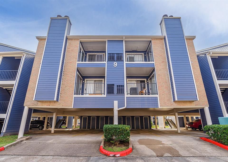 1st image of 18515 Egret Bay Blvd APT 910