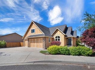 344 N Newark Ave, East Wenatchee, WA