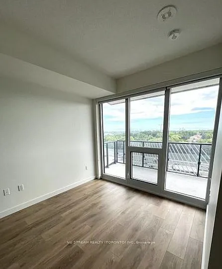 95 McMahon Dr #1203 — Photo 5
