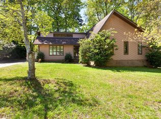 1301 McLaughlin Dr, Charlotte, NC 28212