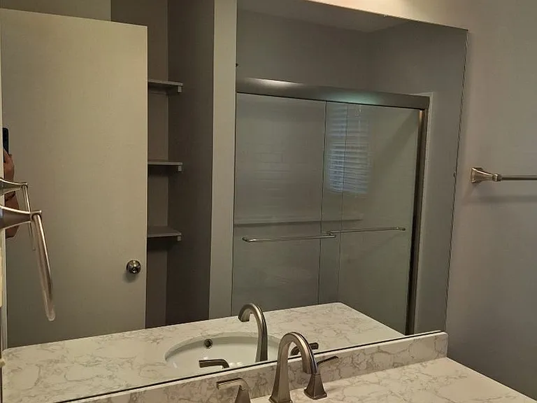 6826 Dorchester Dr — Photo 44