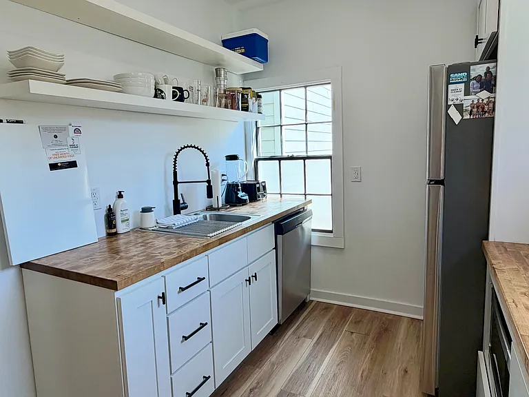 Shelves & cabinets for extra storage