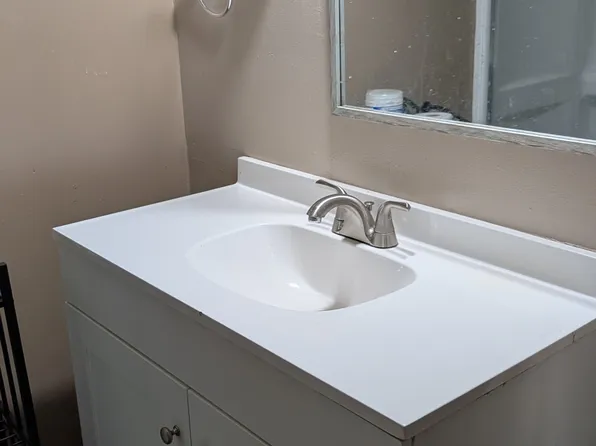 828 3rd Ave APT 2, New Brighton, PA 15066