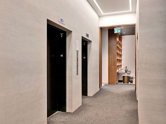 5th image of 340 Queen St #2308