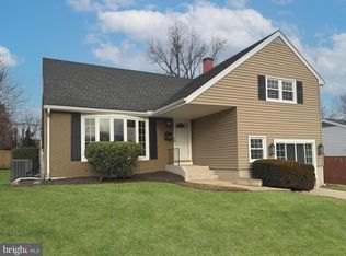 132 Warwick Dr, Lutherville Timonium, MD 21093