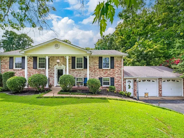 104 Hemingway Dr, Columbia, TN 38401