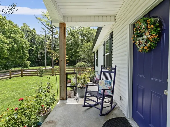 1002 Billy Lee St, Columbia, TN 38401