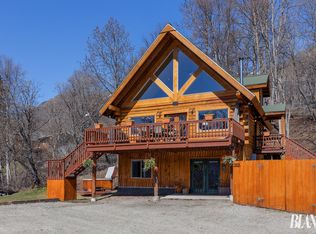 3828 Delores Dr, Eagle River, AK 99577