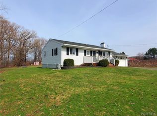 1306 Stebbins Rd, Silver Creek, NY 14136