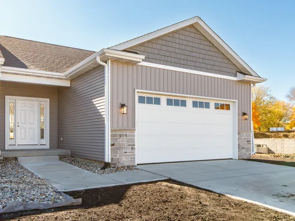 902 Henryson St, Story City, IA 50248