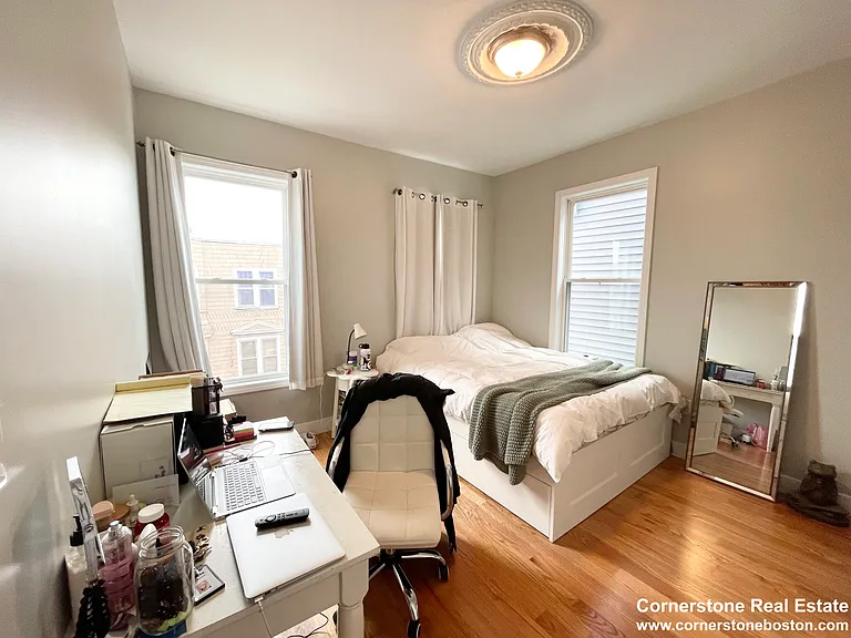 19 Washburn St #2 — Photo 6