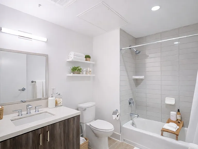 1501 W Sunset Blvd — Photo 5