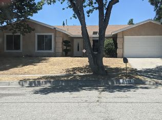 5698 N F St, San Bernardino, CA 92407