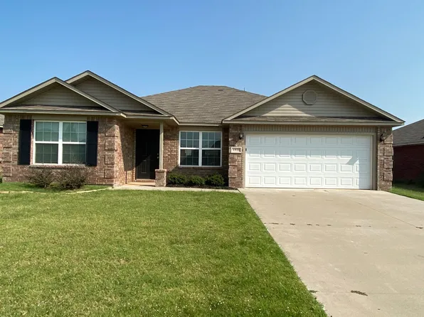 1925 W Autumn Way, Mustang, OK 73064