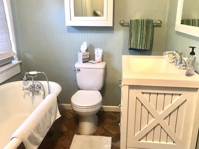 109 Gaston Ave — Photo 14