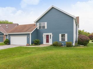 N27W26443 Christian Ct E #1, Pewaukee, WI 53072