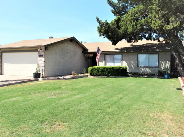 1727 S Noyes Street, Visalia, CA 93277