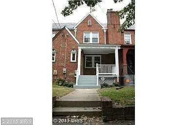 221 Jefferson St NW photo 1