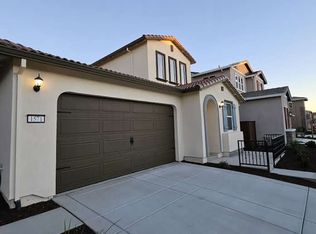 1571 Swain Dr, Woodland, CA 95776