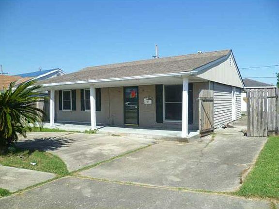 2nd image of 128 Elaine Dr
