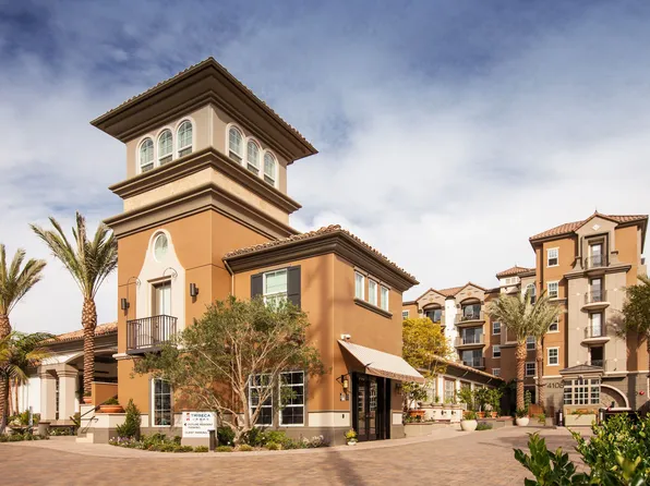 Tribeca Urban Apartments