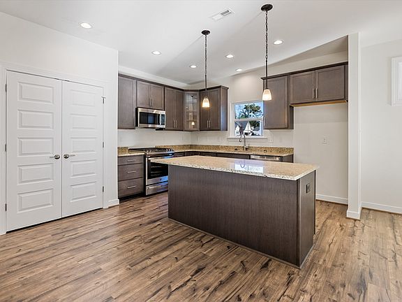 06-Kitchen