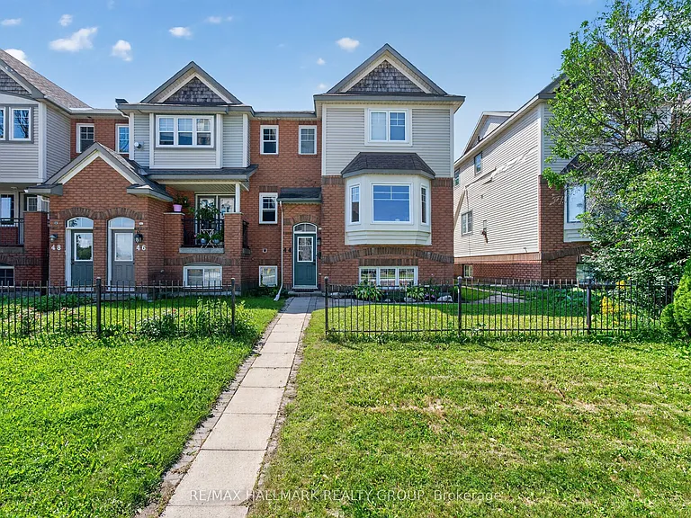 44 Centrepointe Dr — Photo 1