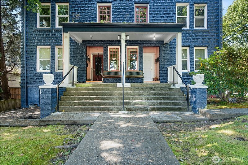 2nd image of 721 N K Street