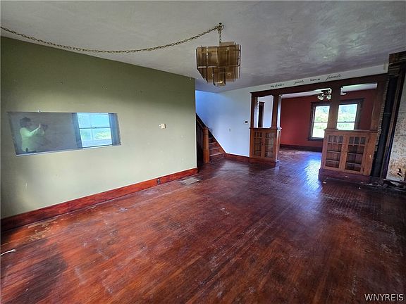 5th image of 3566 Drum Rd