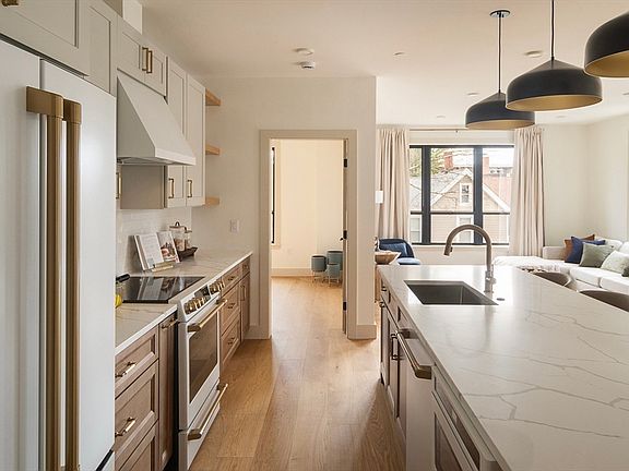 3rd image of 1025 Massachusetts Ave #214