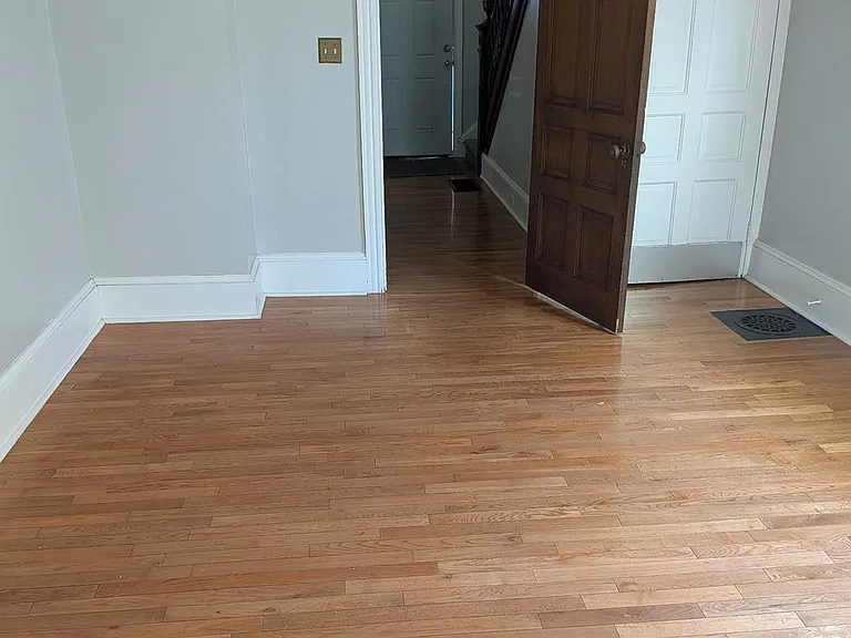 23 Knox Ave — Photo 11