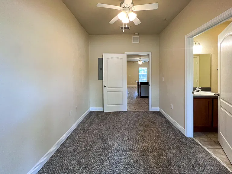 2972 SW 35th Pl #84 — Photo 15