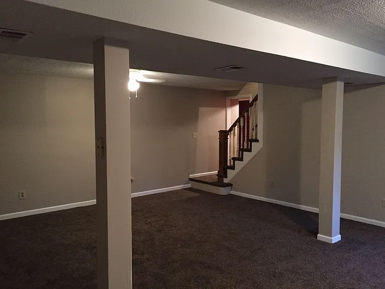 602 Blackburn Dr — Photo 10