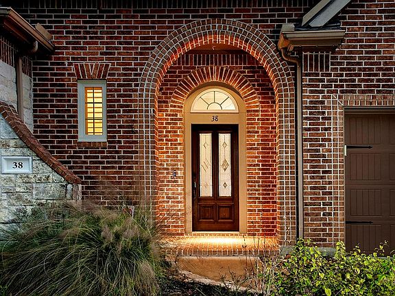 3rd image of 38 Driftdale Pl