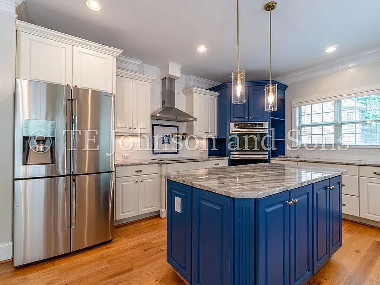 1112 Oakencroft Ct — Photo 14