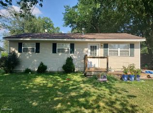 215 N McKinley Ave, Joplin, MO 64801