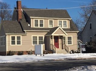 543 W Roosevelt Rd, Wheaton, IL 60187