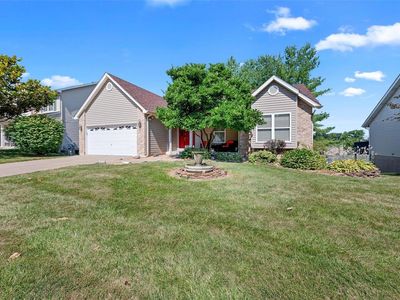 1817 Basket Oak Dr, Saint Charles, MO, 63303