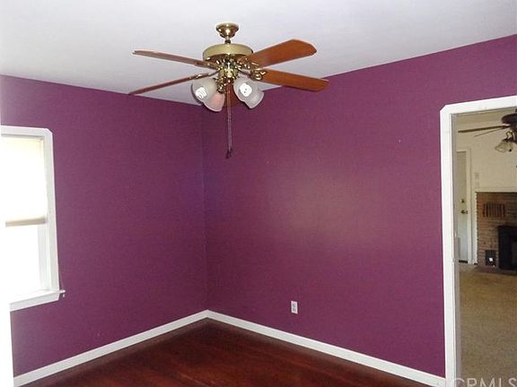 3rd image of 464 E 6th Ave