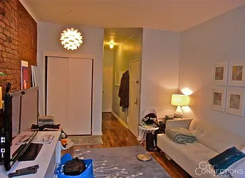 Rented by City Connections Realty