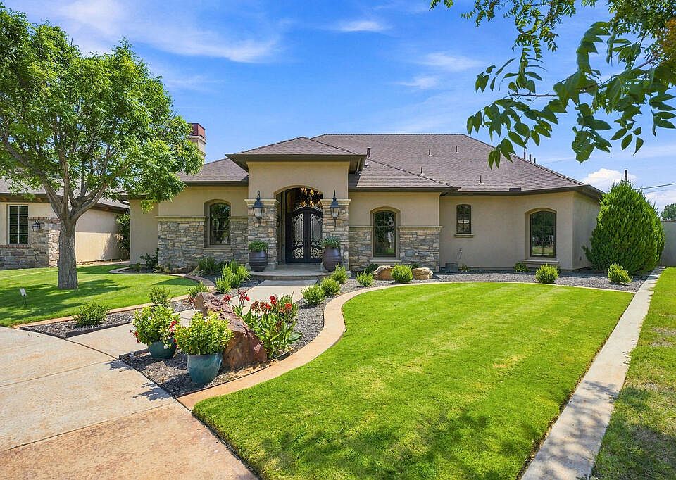 1st image of 5923 Shadyview Pl