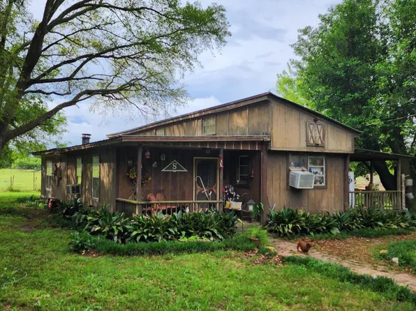 4539 Bartow Rd, Greenwood, FL 32443