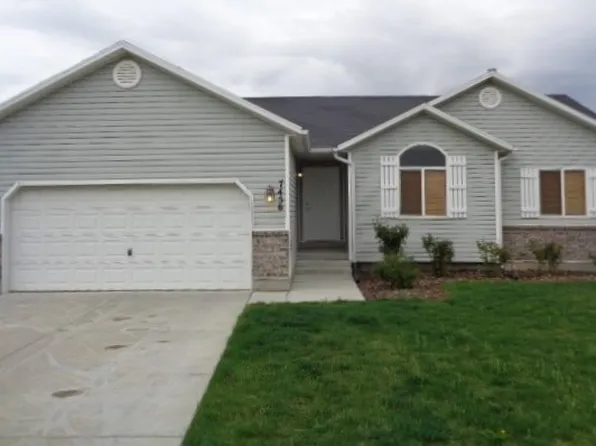 7456 W Perennial Dr, Magna, UT 84044