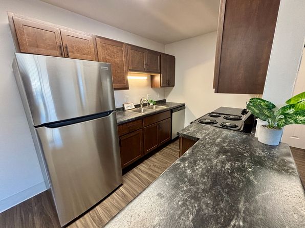 615 Skyview Pl APT 7