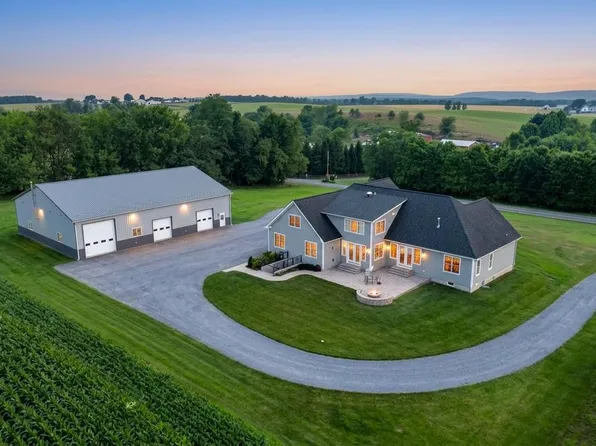 9787 McKinstry Mill Rd, New Windsor, MD 21776