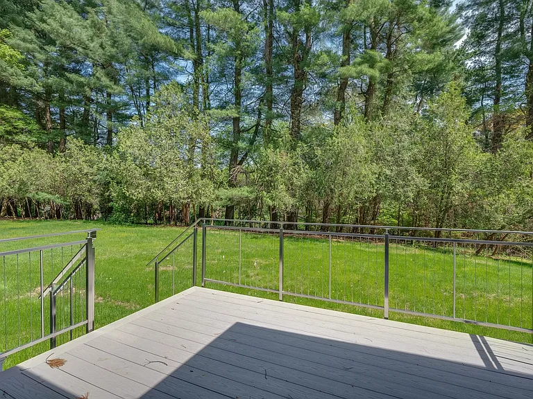 1111 Hardscrabble Rd — Photo 39